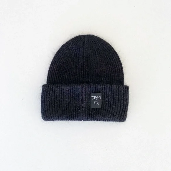 NWT Knit Rabbit Fur Toques - Picture 4 of 10